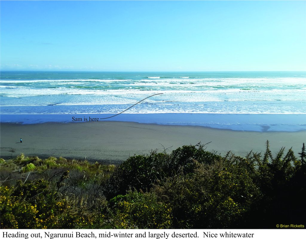 Ngarunui beach. Good surf